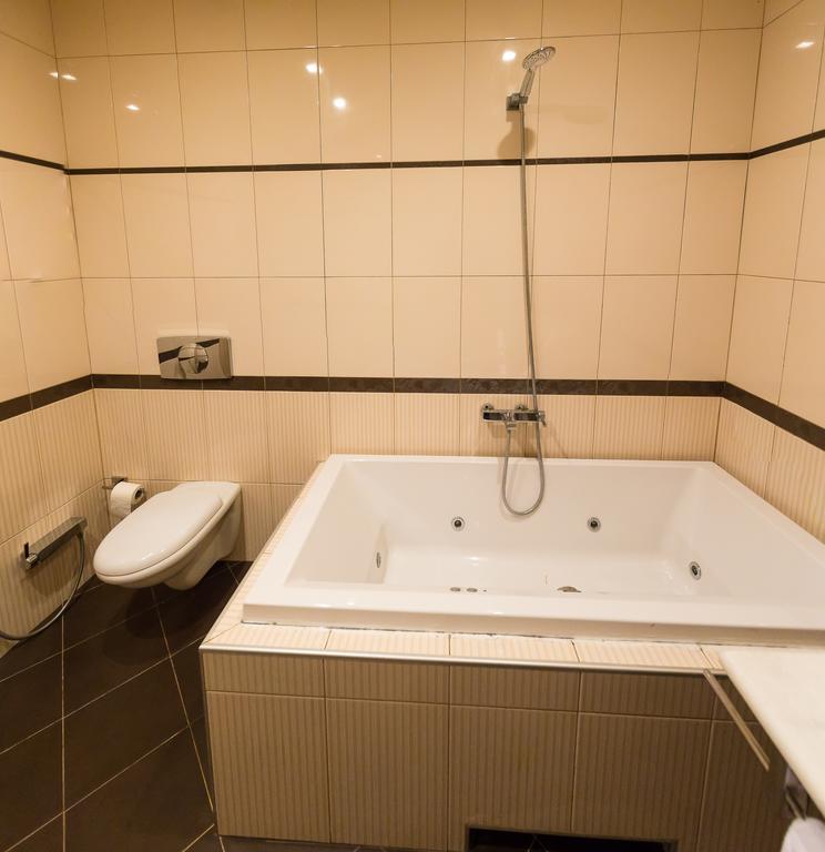 Bulvar Inn Baku Værelse billede