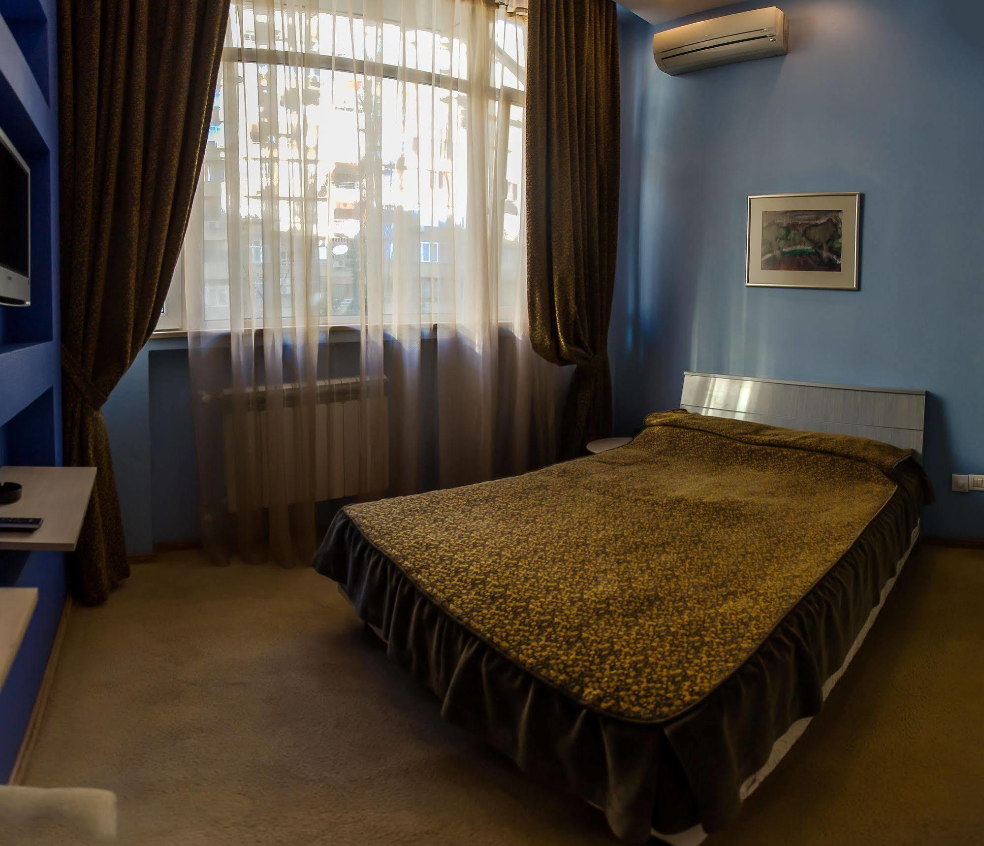 Bulvar Inn Baku Eksteriør billede